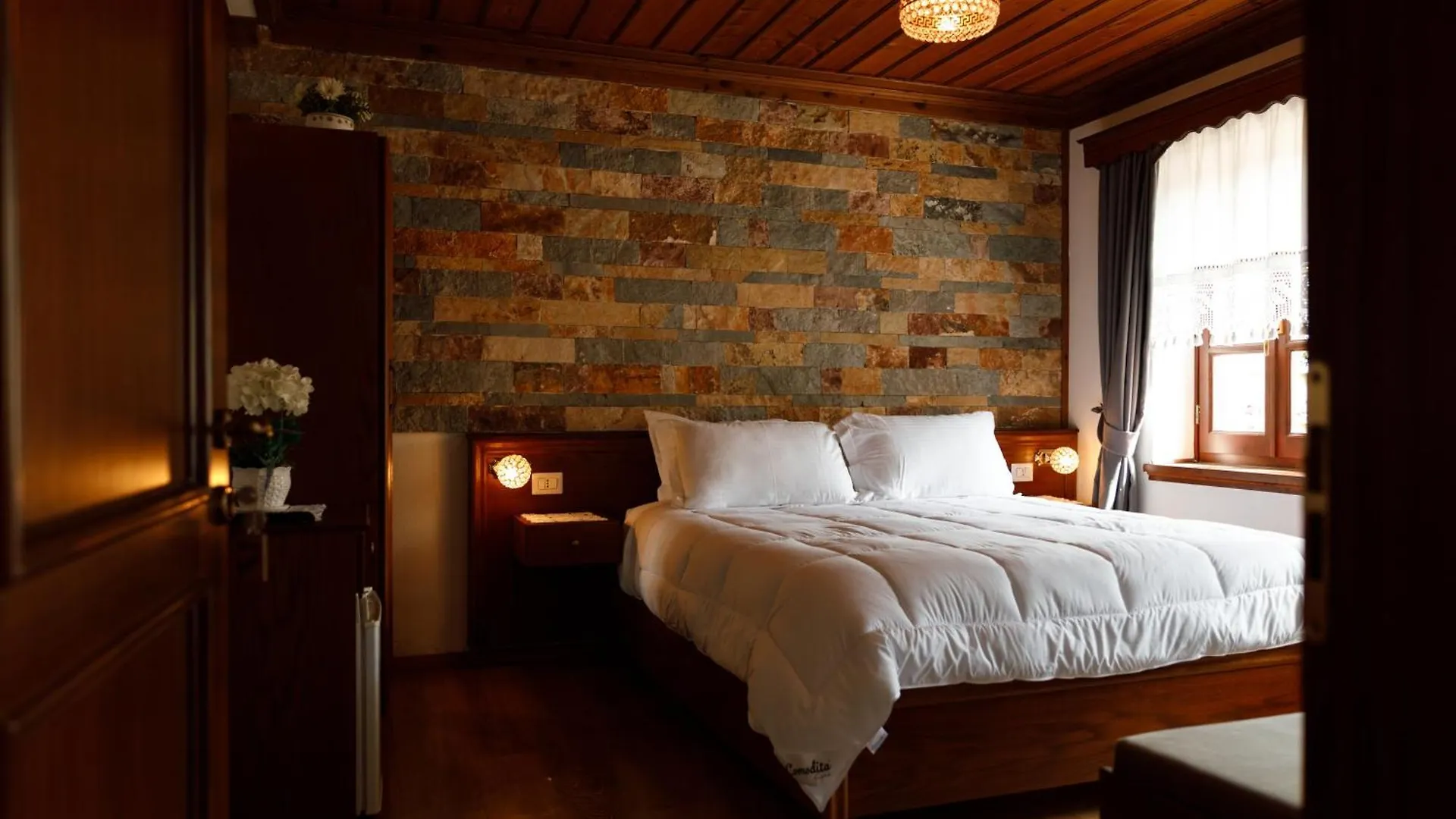 Hotel Pashai Gjirokastër