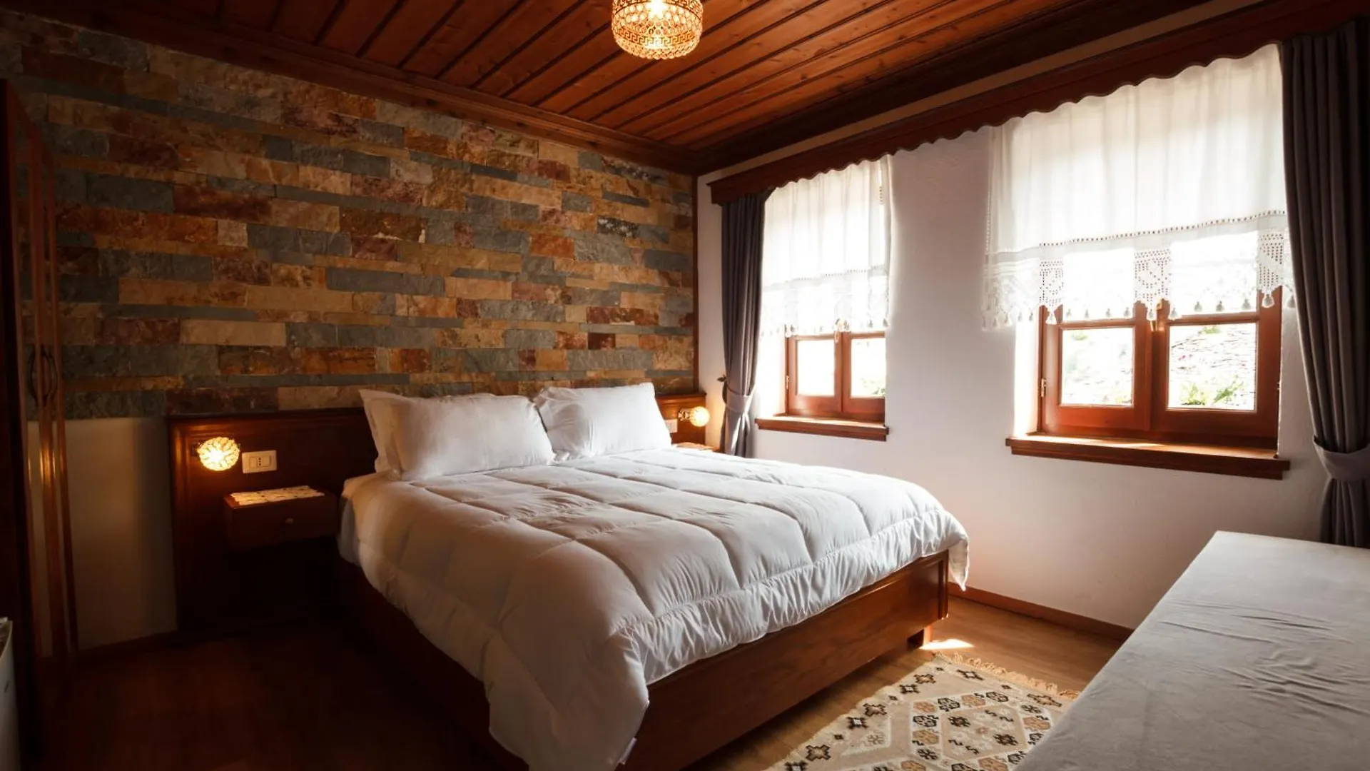 Hotel Pashai Gjirokastër