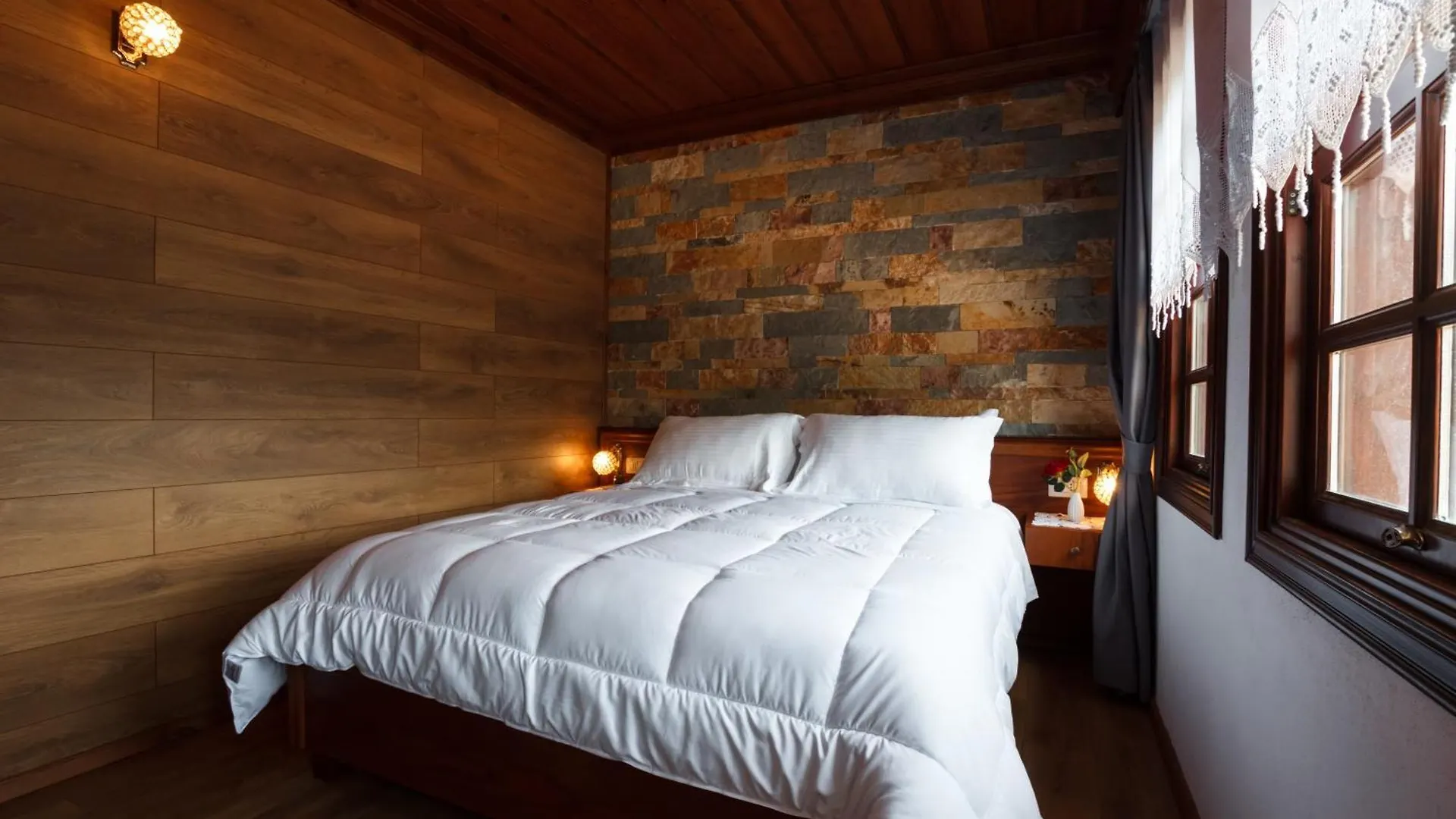 ***  Hotel Pashai Gjirokaster Albania
